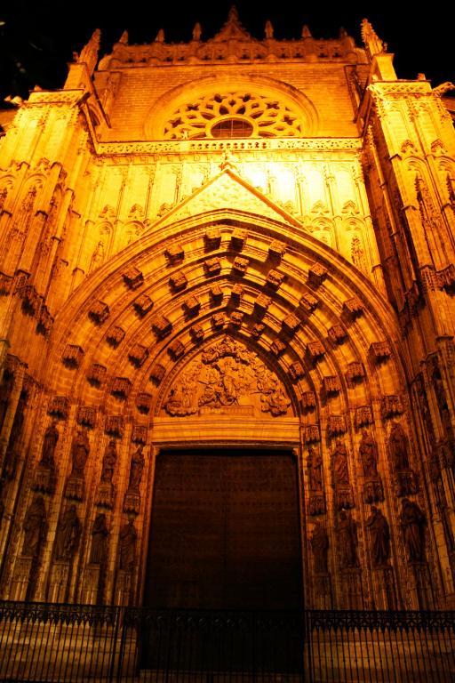 Готель Catedral Boutique Севілья Екстер'єр фото