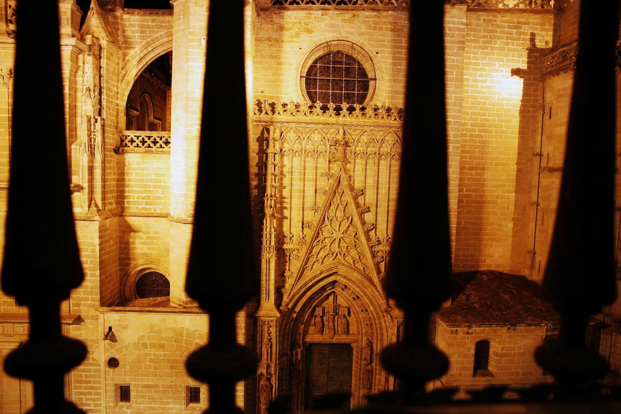 Готель Catedral Boutique Севілья Екстер'єр фото